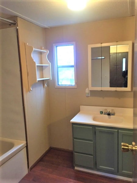 mobile home makeover bathroom