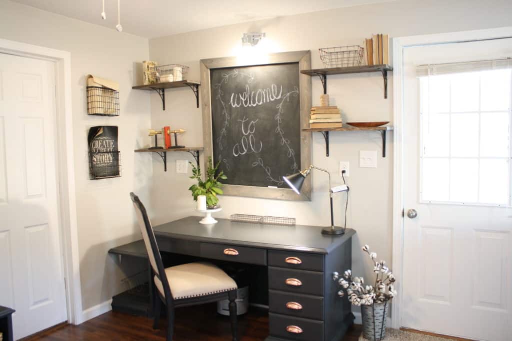 Fixer Upper mud room