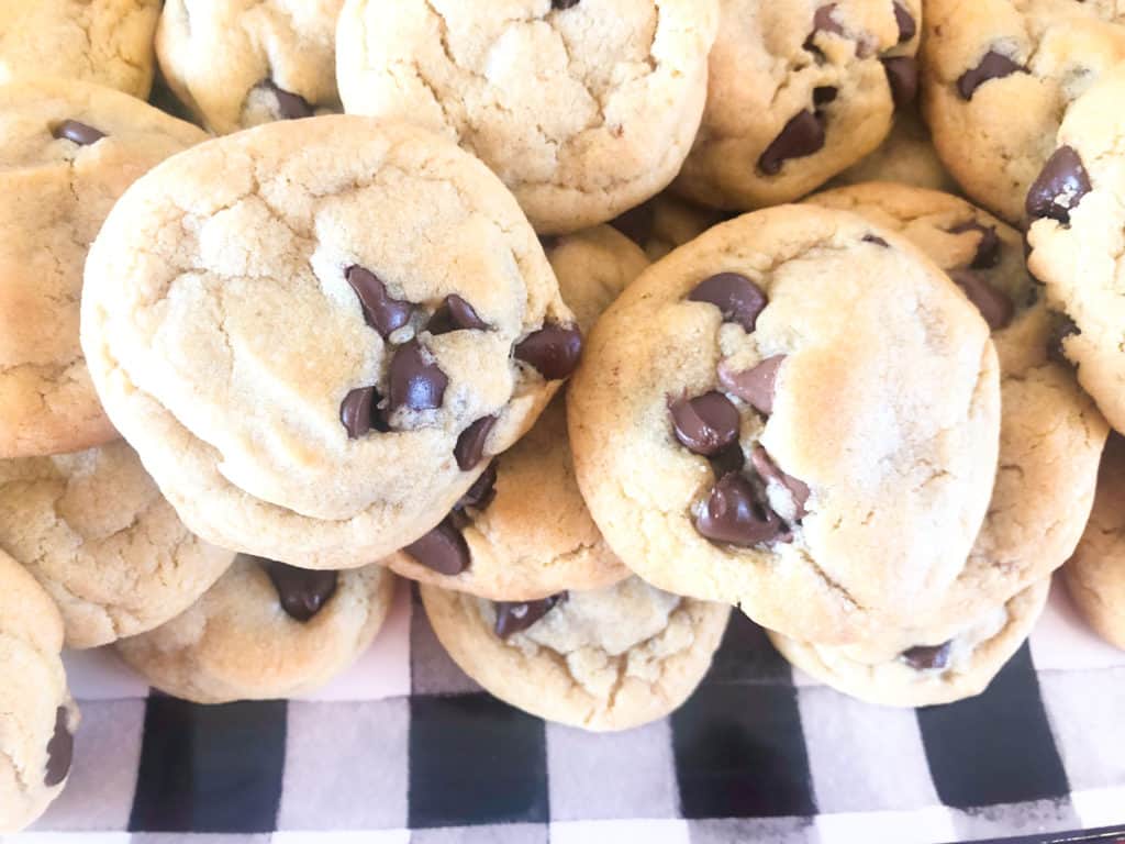 chocolate chip cookies