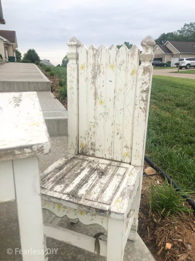 distressed childs chair before makeover by fearless diy